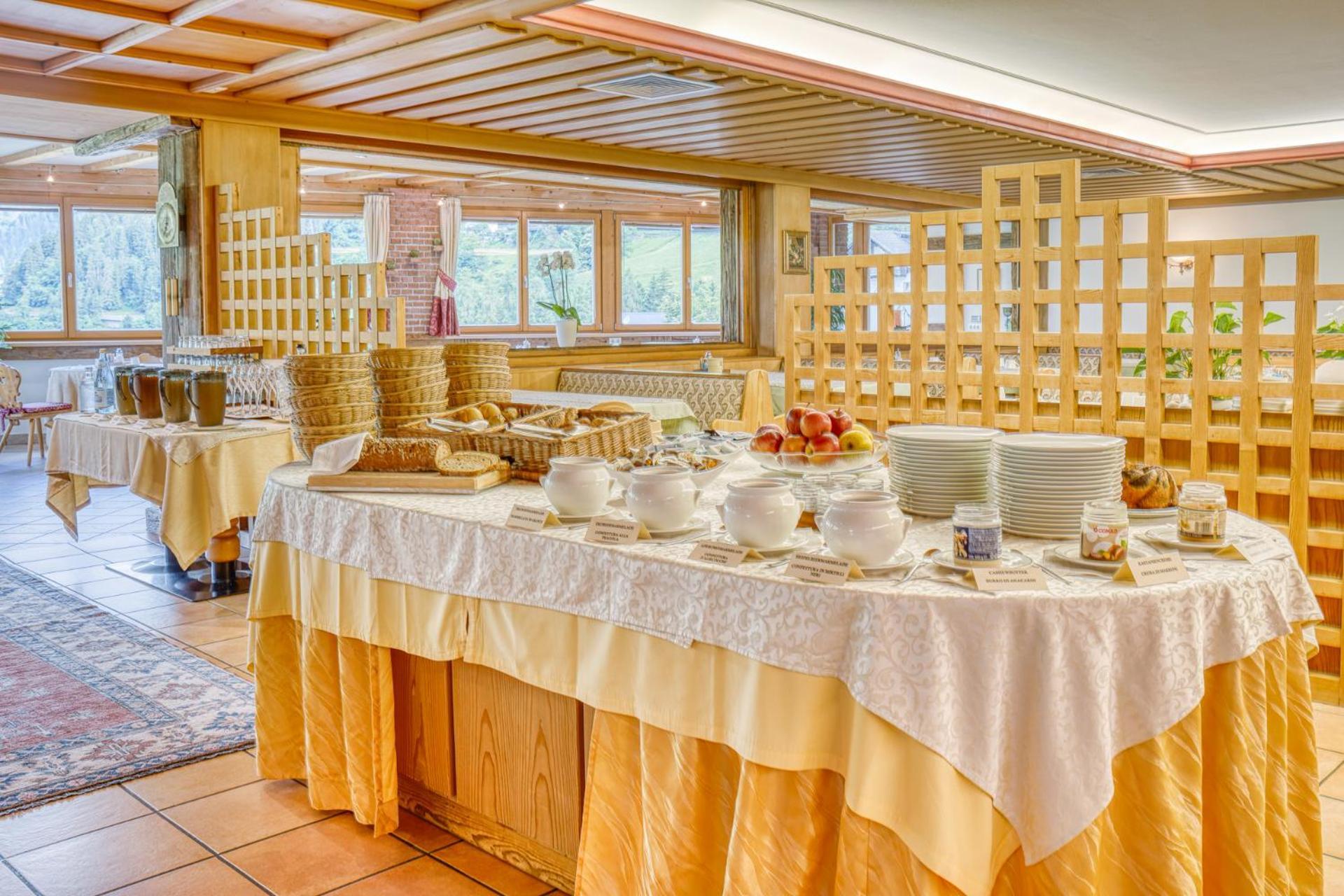 Das Bergland - Vital & Activity San Leonardo in Passiria Luaran gambar